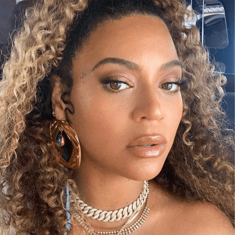 <p><a href="https://www.instagram.com/beyonce/?hl=en" data-component="link" data-source="inlineLink" data-type="externalLink" data-ordinal="1">@beyonce</a> / instagram</p>