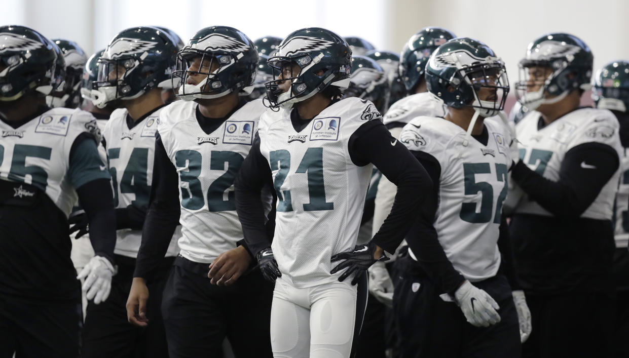 The Eagles break a huddle at a practice leading up to Super Bowl LII. (AP)