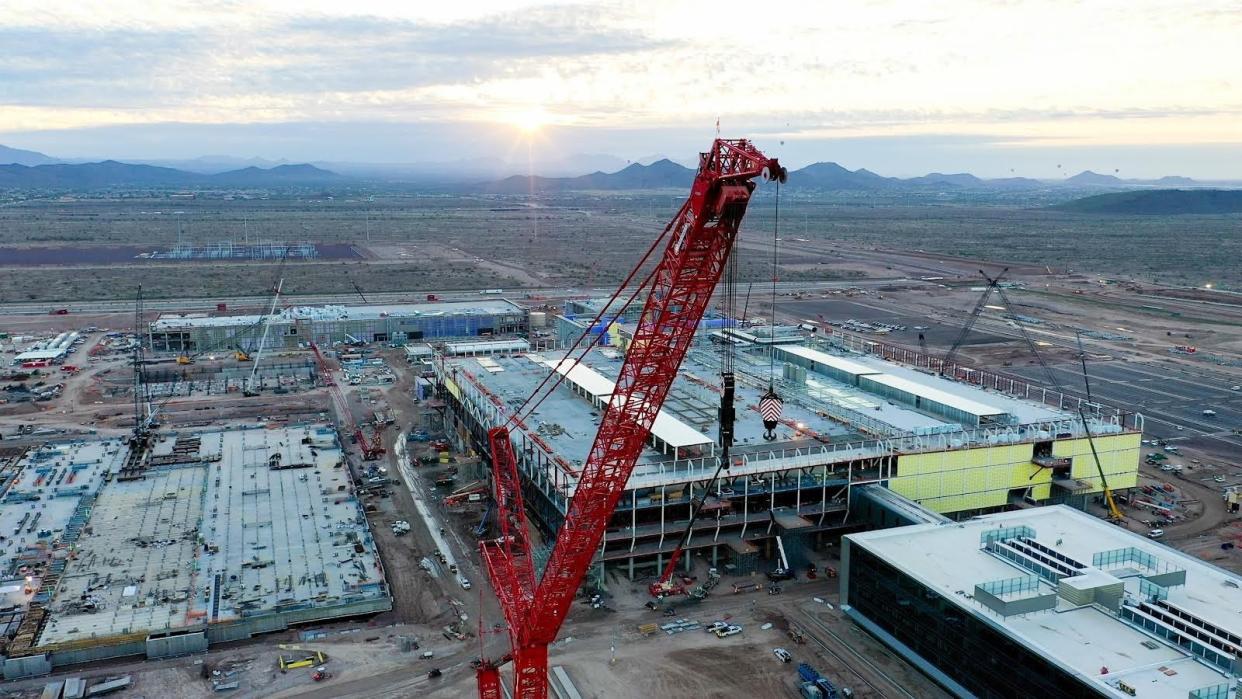 An aerial photo shows the construction progress of Taiwan Semiconductor Manufacturing Co. in north Phoenix in December 2022.