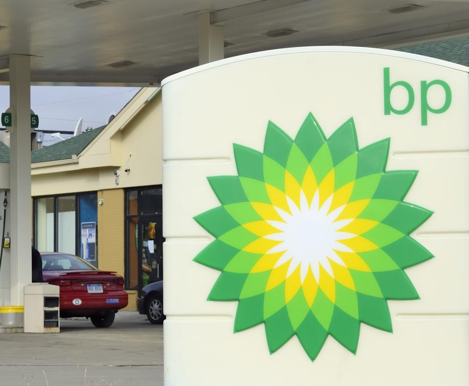 BP shares drop despite $1.25bn share buyback pledge 