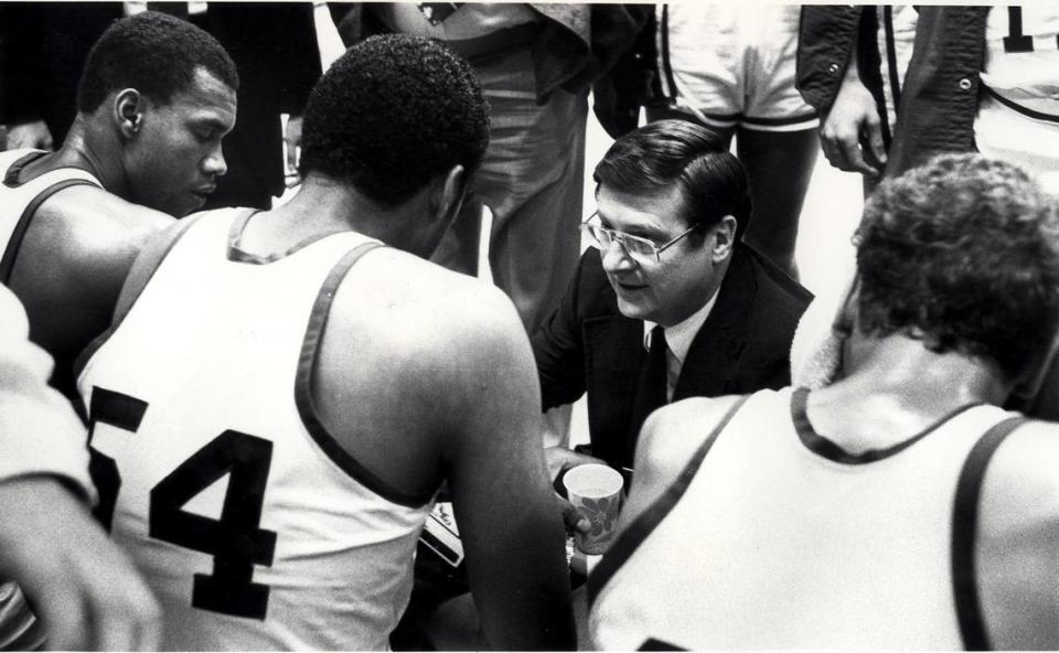 Joe B. Hall talked to Fred Cowan, Melvin Turpin and Sam Bowie during Kentucky’s game against Maine in Rupp Arena in 1980.