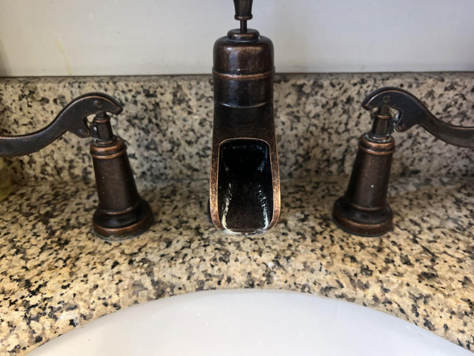 Stains affect areas where water flows the most, but can also affect the base of handles that often come into contact with water.<p>Christina P.</p>