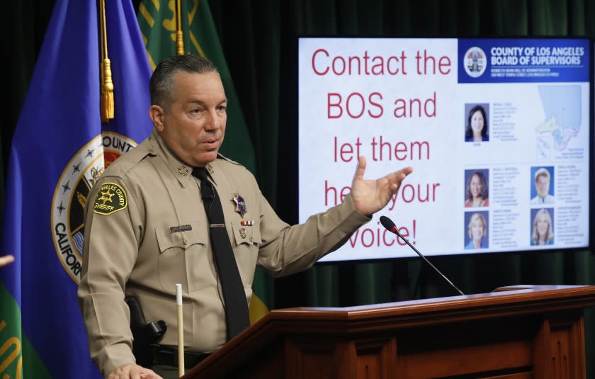 LOS ANGELES, CA - SEPTEMBER 22: Sheriff Alex Villanueva addressed a news conference to respond to a recent RAND report saying gang-like cliques still exist within the sheriff's department, with some deputies reporting they've been asked to join the groups within the past five years. Hall of Justice on Wednesday, Sept. 22, 2021 in Los Angeles, CA. (Al Seib / Los Angeles Times).