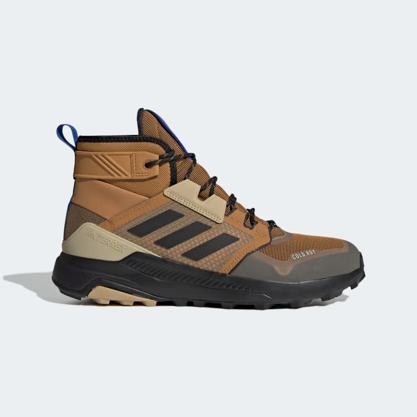 Brown didas Supernova Shoes 