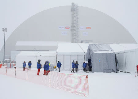 A general view shows a New Safe Confinement (NSC) structure over the old sarcophagus covering the damaged fourth reactor at the Chernobyl nuclear power plant, Ukraine, November 29, 2016. REUTERS/Gleb Garanich