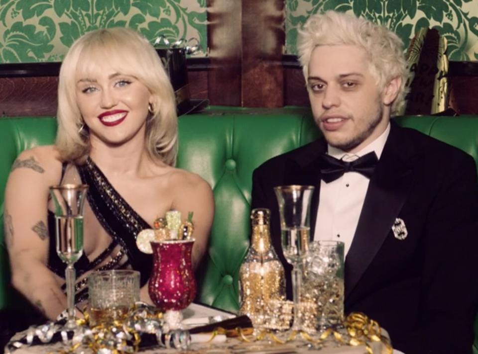 Pete Davidson, Miley Cyrus, New Years Eve