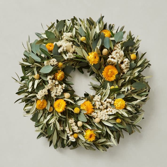 <p><a href="https://go.redirectingat.com?id=74968X1596630&url=https%3A%2F%2Fwww.williams-sonoma.com%2Fproducts%2Folive-billy-button-wreath%2F&sref=https%3A%2F%2Fwww.veranda.com%2Fhome-decorators%2Fg29225605%2Fbest-christmas-wreaths%2F" rel="nofollow noopener" target="_blank" data-ylk="slk:Shop Now;elm:context_link;itc:0;sec:content-canvas" class="link ">Shop Now</a></p><p>Olive Billy Button Wreath</p><p>williams-sonoma.com</p><p>$99.95</p><span class="copyright">William Sonoma</span>