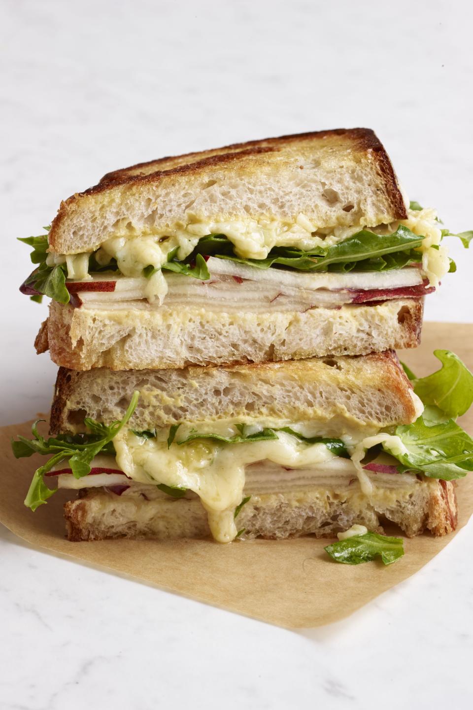 30+ Gourmet Grilled Cheese Recipes to Make Your Mouth Water