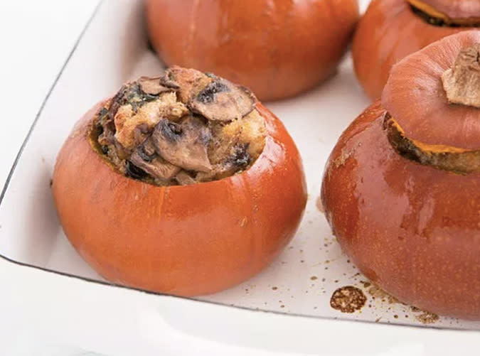 Baked Pumpkin with Spinach, Mushrooms and Cheese