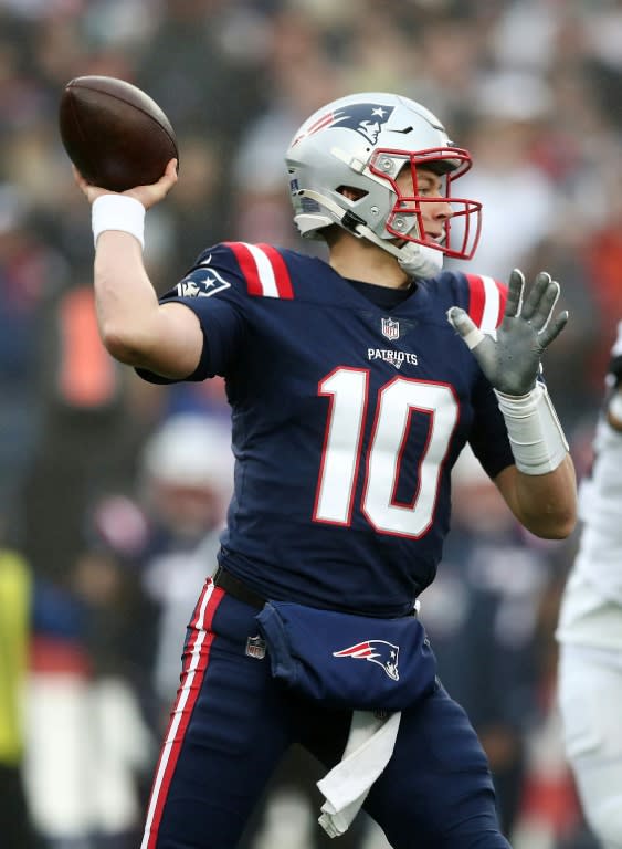 New England quarterback Mac Jones throws a pass in the Patriots' NFL victory over the Jacksonville Jaguars (AFP/Adam Glanzman)