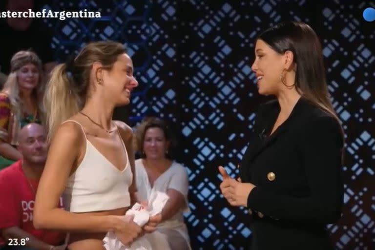 Belén ingresó a Masterchef y expresa su felicidad con la conductora del programa, Wanda Nara