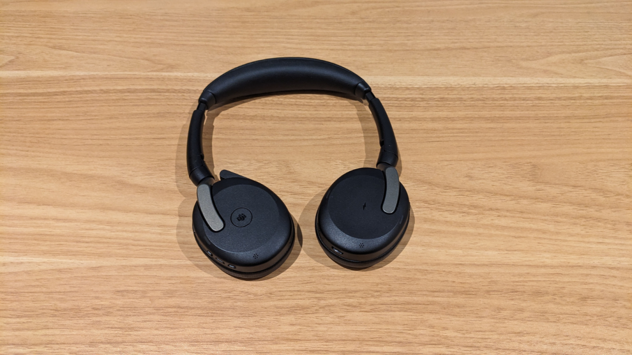  Jabra Evolve2 65 Flex headset during our review. 