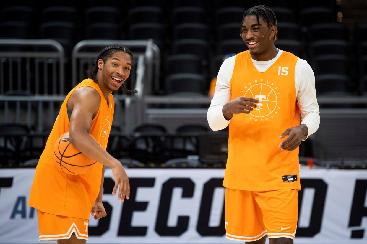 Tennessee guard Zakai Zeigler (5) and Tennessee guard Jahmai Mashack (15) share a laugh during practice at Gainbridge Fieldhouse in Indianapolis, Ind., on Wednesday, March 16, 2022, ahead of the NCAA Tournament first round game between Tennessee and Longwood.