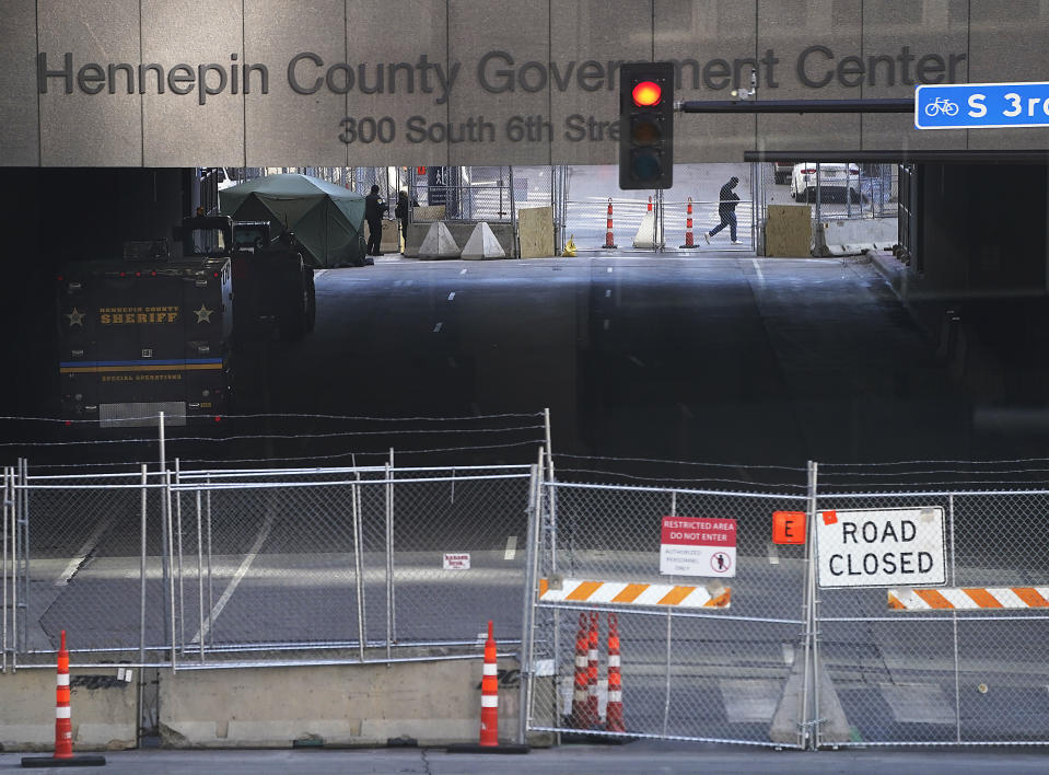 The tunnel on S. 6th Street that goes beneath the Hennepin County Government Center is now closed down to traffic as preparations continue for the murder trial of former Minneapolis police officer Derek Chauvin which begins Monday and was seen near the Hennepin County Government Center Thursday, March 4, 2021 in Minneapolis. (David Joles/Star Tribune via AP)