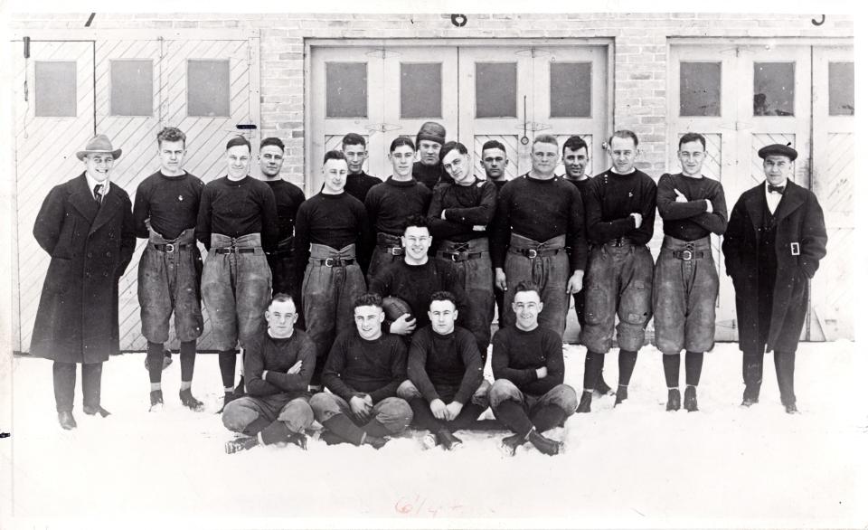 1919 SEASON: The 1919 Green Bay Packers team.