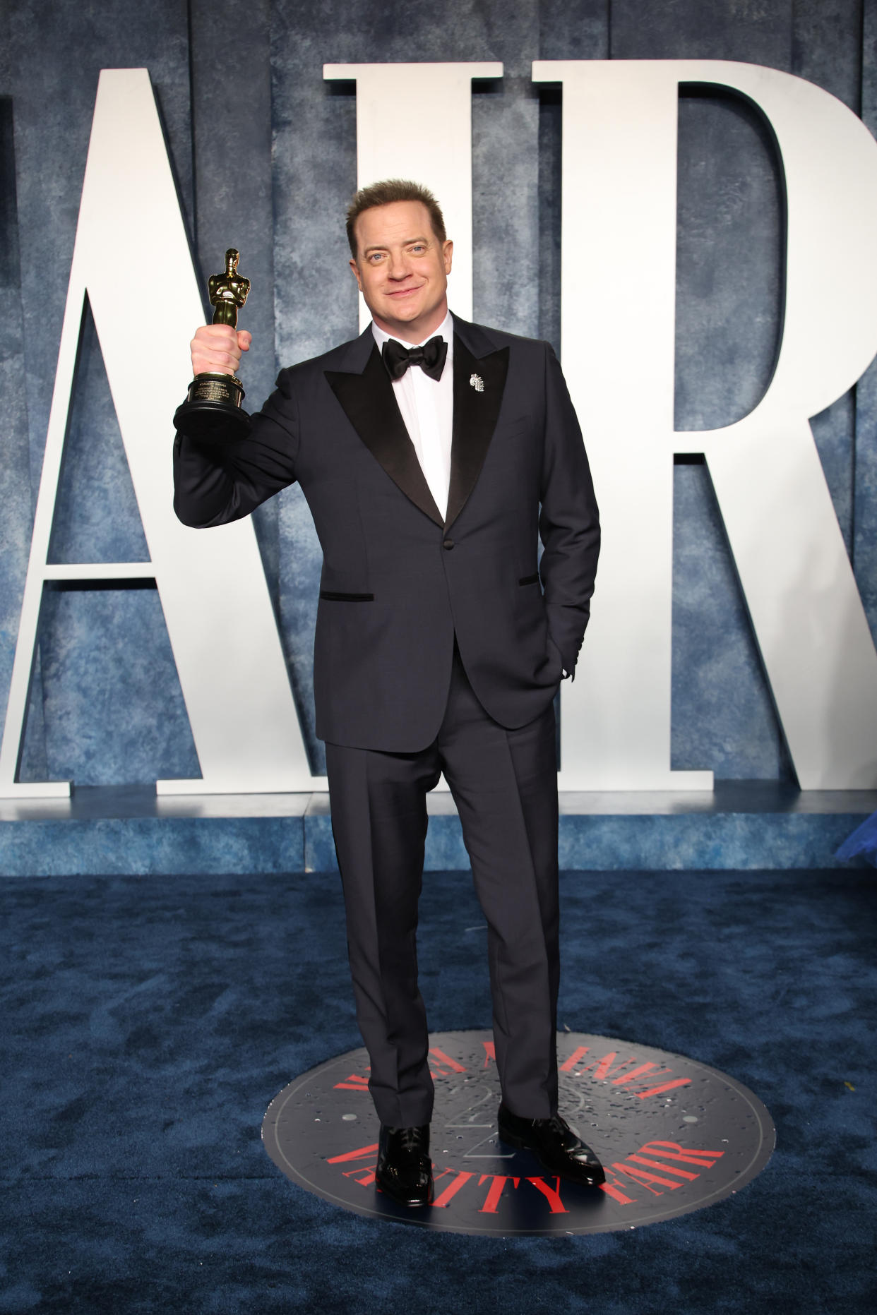 BEVERLY HILLS, CALIFORNIA - MARCH 12: Brendan Fraser, winner of the Oscar for Best Actor attend the 2023 Vanity Fair Oscar Party hosted by Radhika Jones at Wallis Annenberg Center for the Performing Arts on March 12, 2023 in Beverly Hills, California. (Photo by Daniele Venturelli/Getty Images)