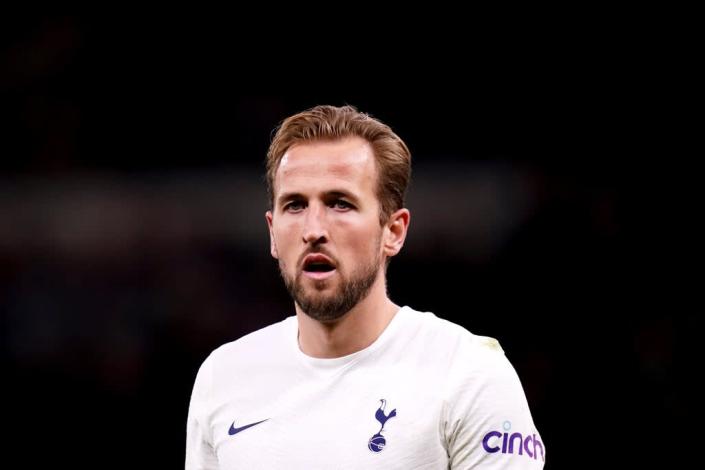 Harry Kane has made a generous offer to two US-based Tottenham fans after the game at Burnley was called off (John Walton/PA) (PA Wire)