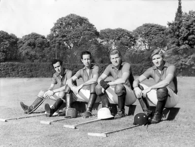 De las primeras imágenes del gran equipo de Coronel Suárez: en 1968, Alberto y Horacio Heguy, con Juancarlitos y Alfredo Harriott