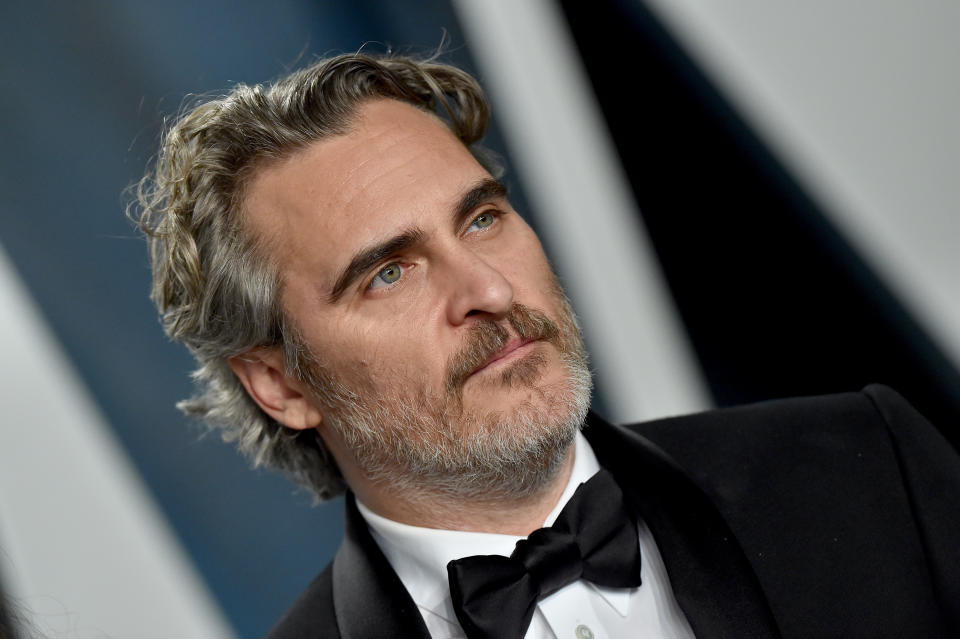 BEVERLY HILLS, CALIFORNIA - FEBRUARY 09: Joaquin Phoenix attends the 2020 Vanity Fair Oscar Party hosted by Radhika Jones at Wallis Annenberg Center for the Performing Arts on February 09, 2020 in Beverly Hills, California. (Photo by Axelle/Bauer-Griffin/FilmMagic)