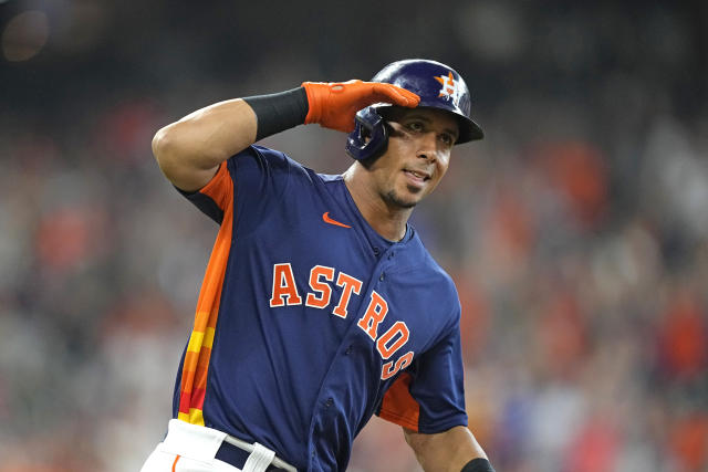 Peña's 2-run homer in 10th leads Astros over Blue Jays, 8-7