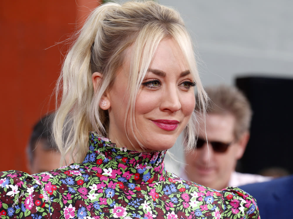 Kaley Cuoco ist erstmals als beste Hauptdarstellerin für einen Golden Globe nominiert (Bild: Tinseltown/Shutterstock.com)