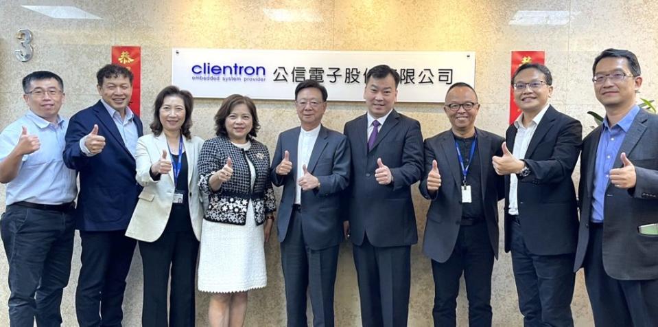 崑大與公信電子、泰國—台灣ＢＤＩ科技學院結盟，簽署電動車產業合作。 （崑大提供）