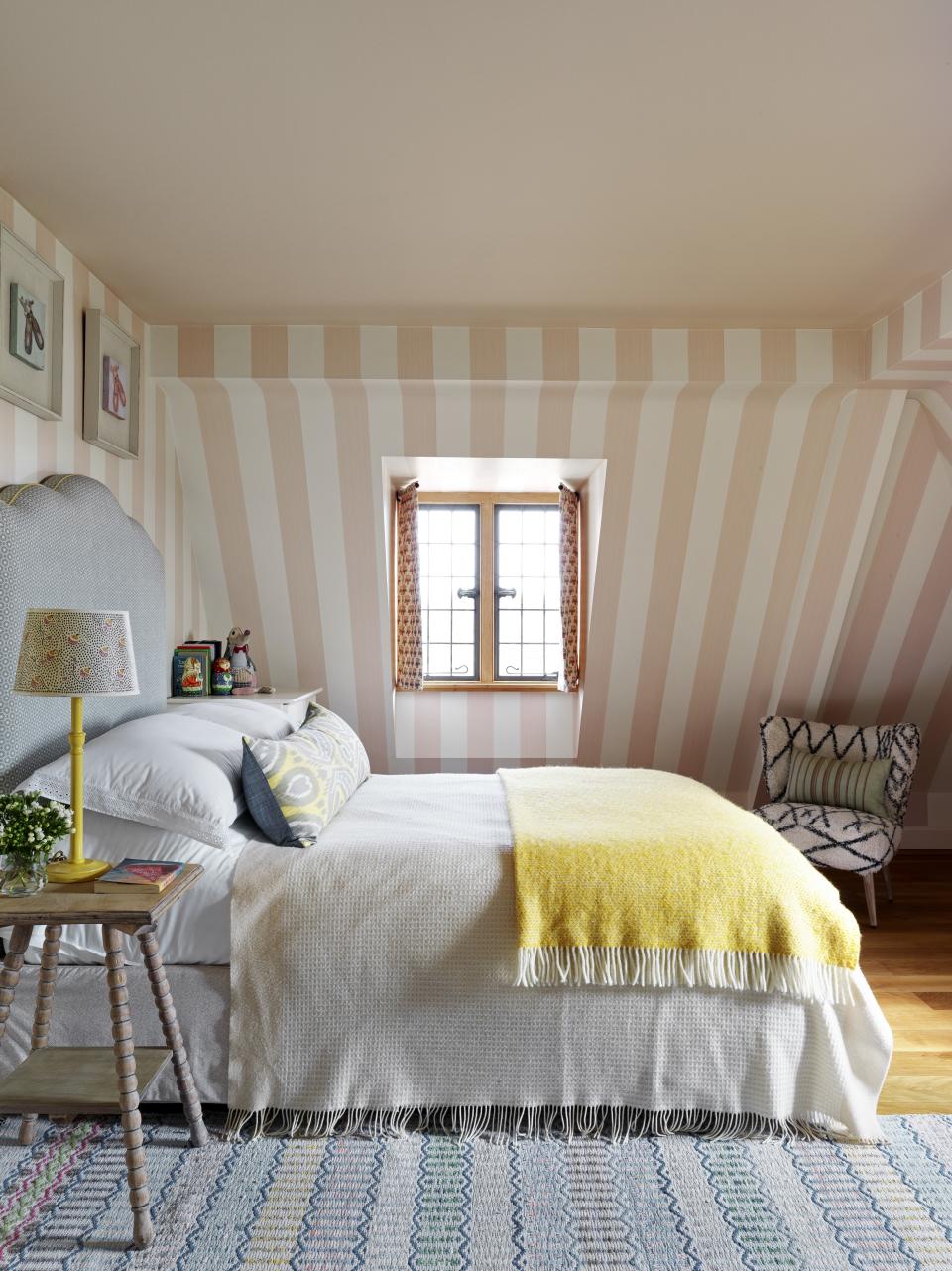 8. Enliven ceilings with toning paint colors