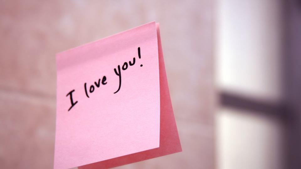 love sticky note