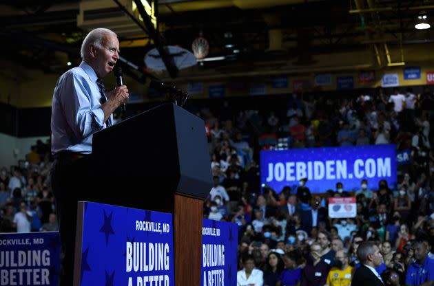 President Joe Biden participates in a rally for the Democratic National Committee (DNC) at Richard Montgomery High School in Rockville, Maryland, on August 25, 2022. (Photo: OLIVIER DOULIERY via Getty Images)