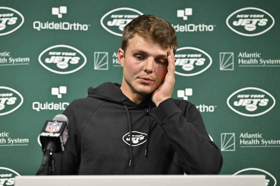;New York Jets quarterback Zach Wilson speaks during a news conference following an NFL football game against the Las Vegas Raiders Sunday, Nov. 12, 2023, in Las Vegas. The Raiders won 16-12. (AP Photo/David Becker)