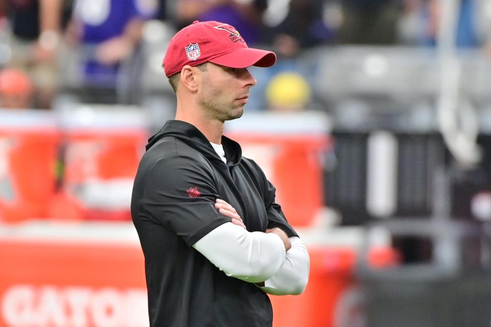 Arizona Cardinals head coach Jonathan Gannon looks on prior to the game against the Baltimore Ravens at State Farm Stadium in Glendale on Oct. 29, 2023.