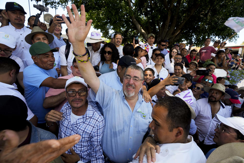 FILE - Bernardo Arevalo, the Seed Movement party presidential candidate, attends a campaign rally in Jutiapa, Guatemala, Aug. 5, 2023. Arevalo faces rival and former first lady Sandra Torres, the National Unity of Hope, UNE, presidential candidate, in the Sunday, Aug. 20 runoff election. (AP Photo/Moises Castillo, File)