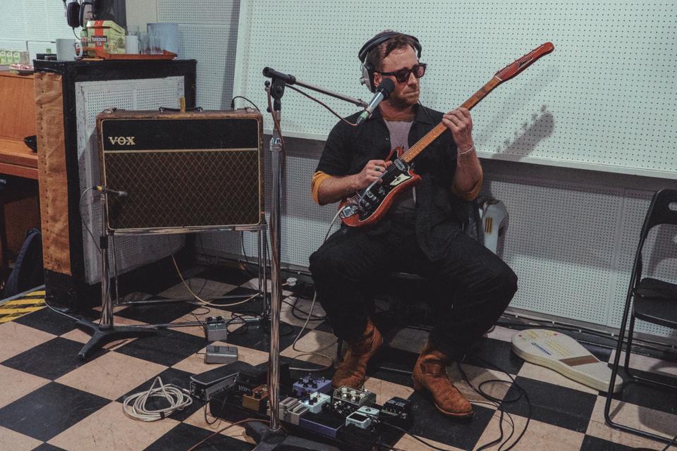 Dan Auerbach, in the studio