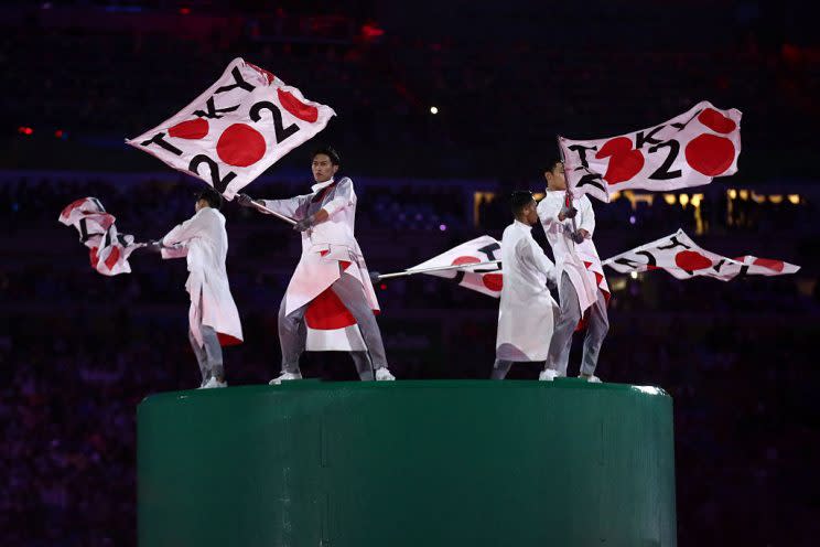 Tokyo 2020 gets some love during the Rio Closing Ceremony. (Getty)