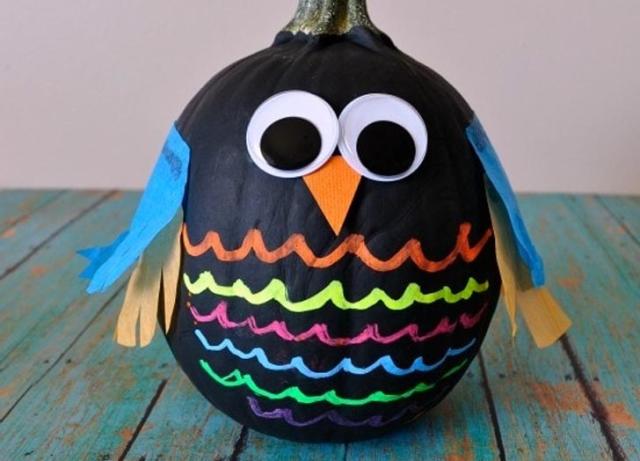 Puffy Paint Halloween Spook Craft - Emma Owl