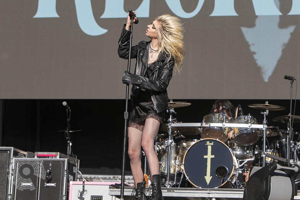 theprettyreckless 002 2022 Aftershock Fest Shakes Sacramento with KISS, My Chemical Romance, Slipknot, and More: Recap + Photos