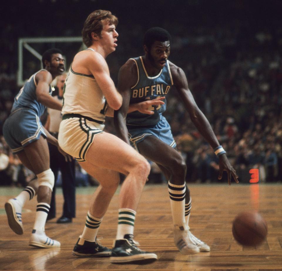 Buffalo Braves center Bob McAdoo (11) against Boston Celtics center Dave Cowens (18). Mandatory Credit: Malcolm Emmons-USA TODAY Network.