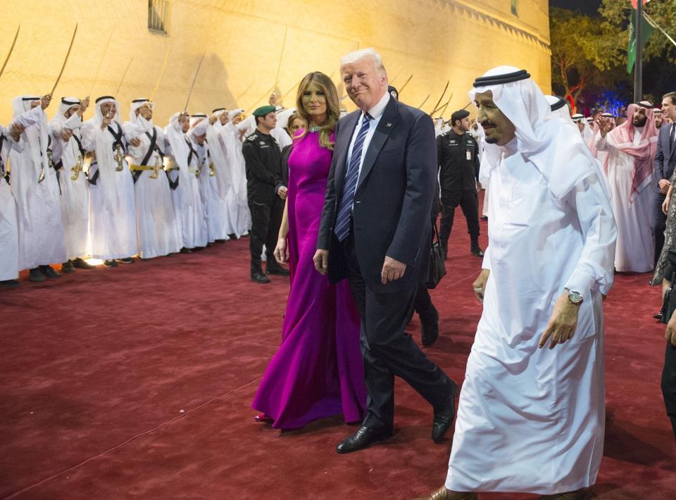 King Salman (right) welcomes the Trumps&nbsp;ahead of a dinner at Murabba Palace in Riyadh, Saudi Arabia, on May 20, 2017.