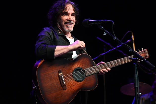 John Oates will receive the 2024 BMI Troubadour Award, an honor previously bestowed upon Lucinda Williams and John Prine. - Credit: Paras Griffin/Getty