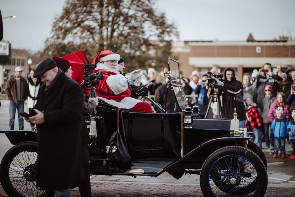 Santa Claus arrives in his Ford Model T | Erin Roh Photography