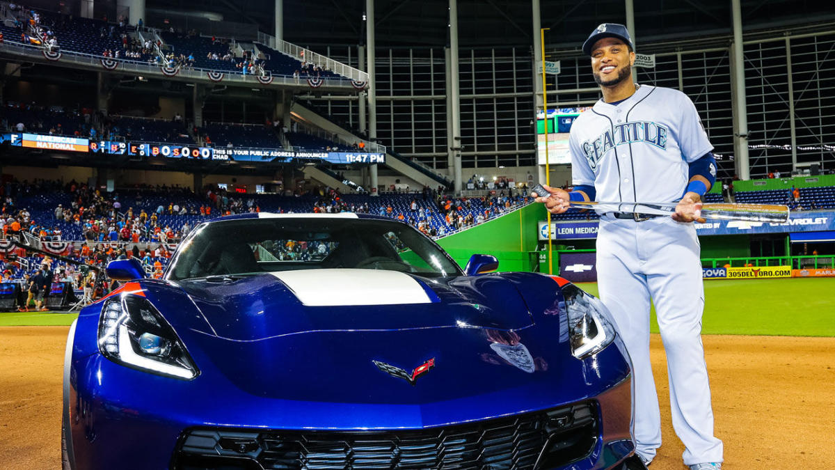 MLB All-Star MVP Robinson Cano takes keys to Chevrolet Corvette