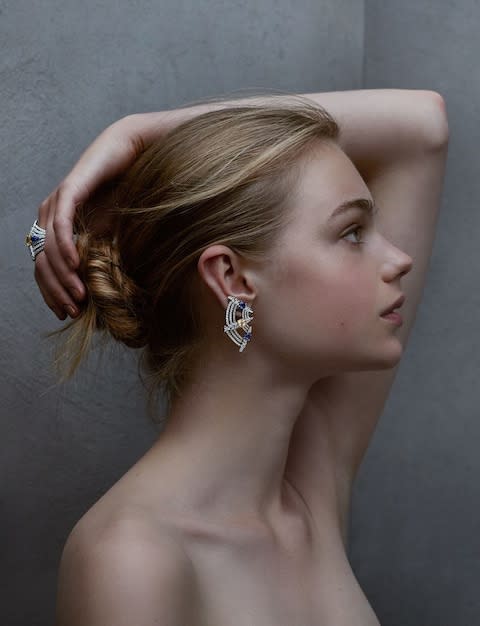 Ronde de Pierres earrings and ring