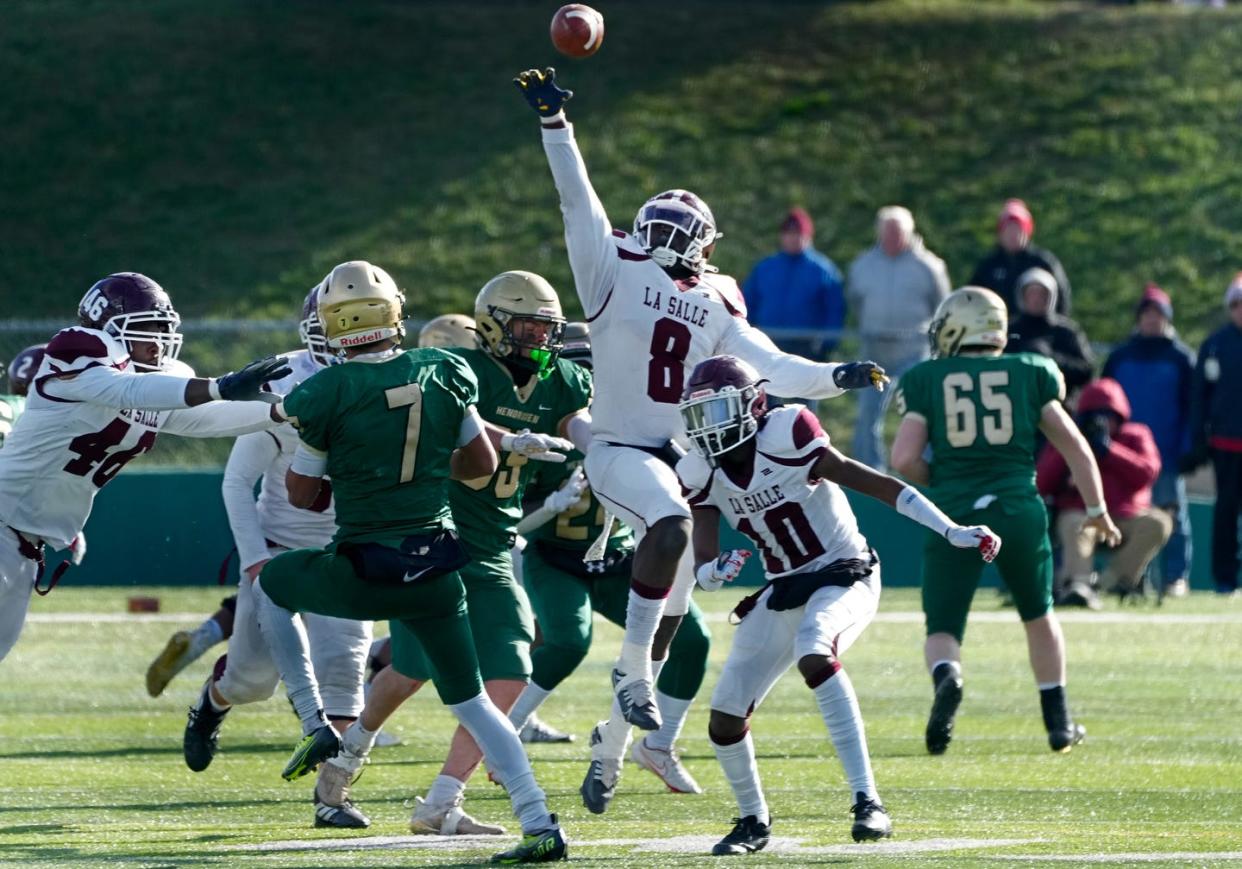 Bowling Green, Coastal Carolina, Fordham, Georgetown are among the schools that have made offers to Damola Owode of La Salle.