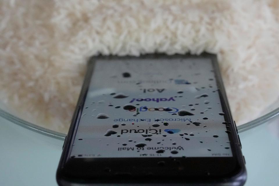 There's a lot of advice on the internet about what to do if you drop your phone in water, some of it conflicting. So what should you do then? Wipe as much moisture off as you can and leave it to dry. Don't use a hair dryer or put on a radiator. But whatever you do, don't dunk your device into a bowl of rice.