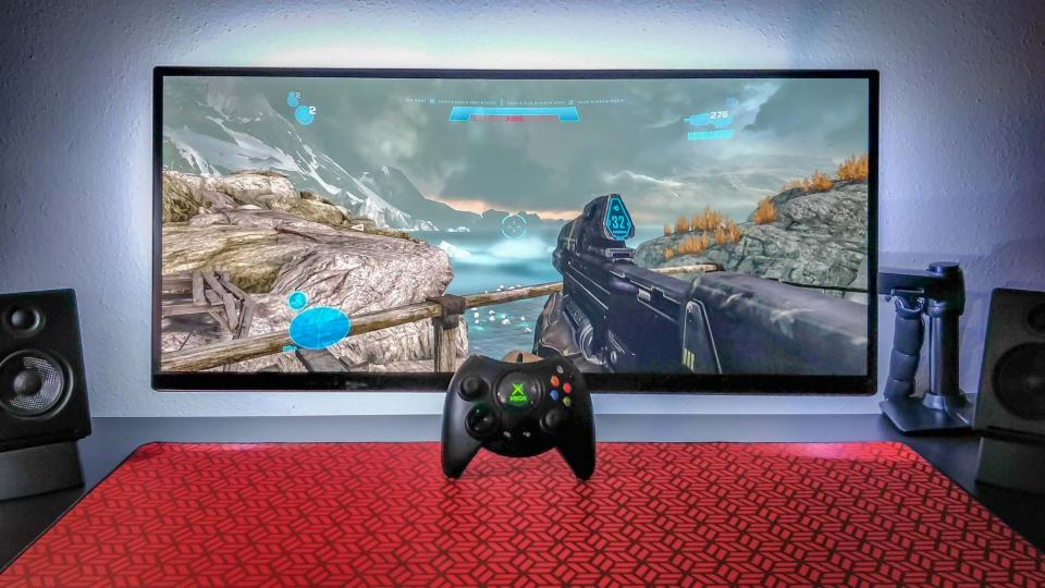 Playing Halo: The Master Chief Collection on an ultrawide monitor