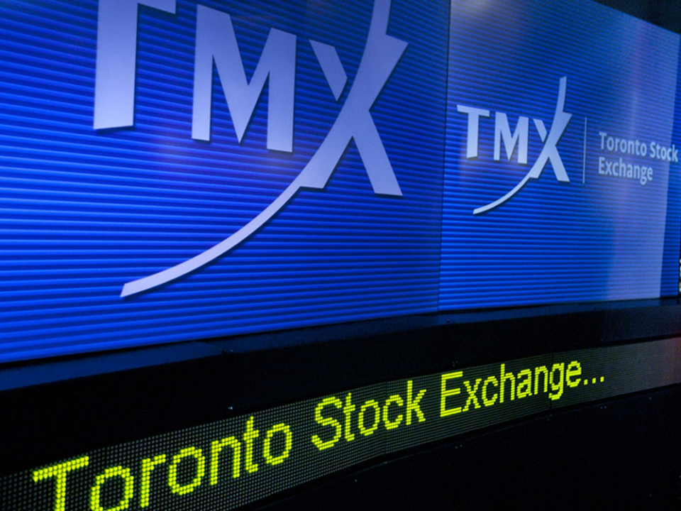  Stocks in Toronto are rising on Thursday.