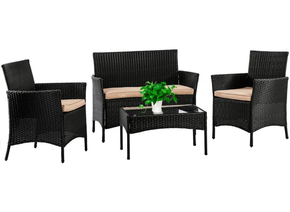 The simple design of this furniture set is sure to match any outdoor aesthetic. (Source: Amazon)