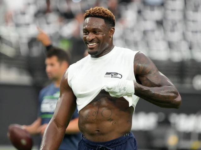 DK Metcalf Details Shockingly Minimal, Candy-Filled Diet - Free