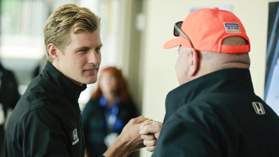 Marcus Ericsson (8) of Sweden and Chip Ganassi Racing, fist