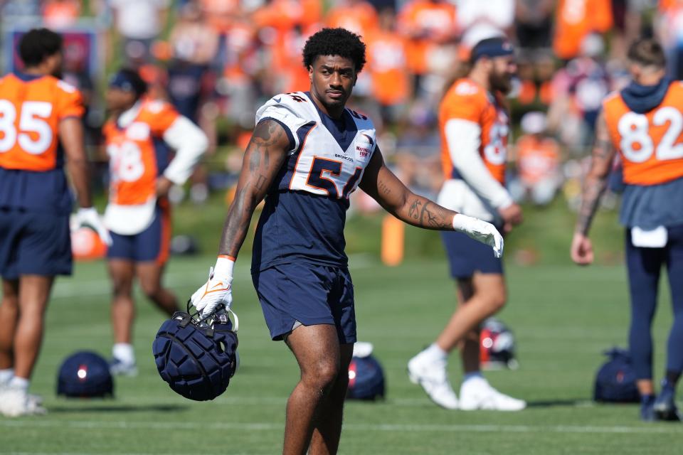 Former Chicago Bears and Denver Broncos linebacker Barrington Wade (54) during training camp.